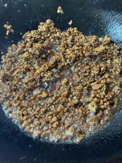 ひき肉入りエンドウ豆炒めの作り方：5