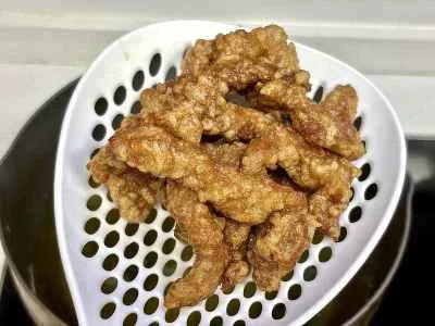 酸辣スープのカリカリ豚肉の作り方：6