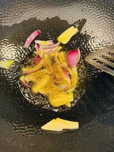 生姜とネギで煮込んだ鶏肉の作り方：2