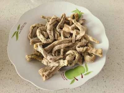 豚バラ肉とたけのこと炒め物の作り方：2