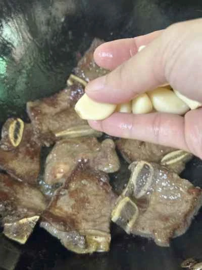 ガーリックビーフリブの作り方：5