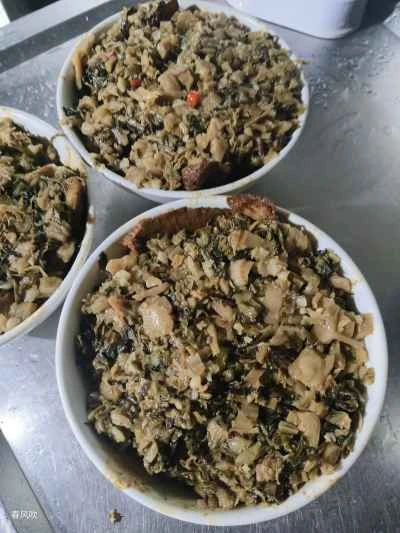 塩漬けカラシナとタロイモを使った豚バラ肉の煮込みの作り方：19