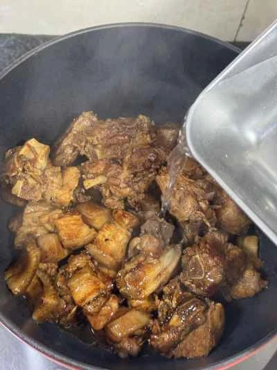 豚バラ肉とスペアリブの煮込みの作り方：11