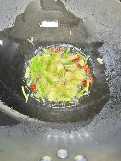 スパイシーで酸っぱいズッキーニを作る手順：2