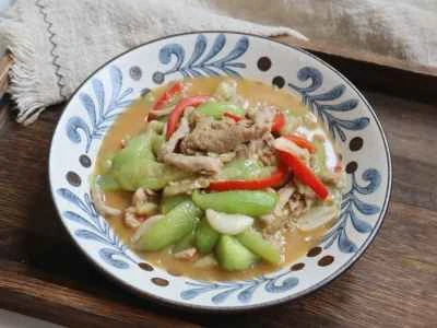 細切り豚肉とヘチマの炒め物の作り方：9