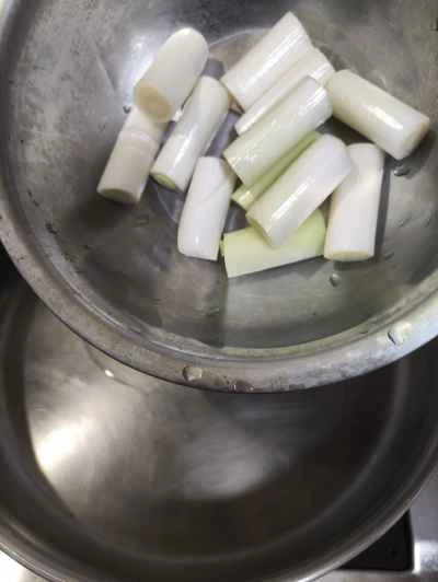 黒胡椒と海塩の炒めネギの作り方:3