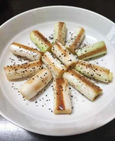 黒胡椒と海塩の炒めネギの作り方:8