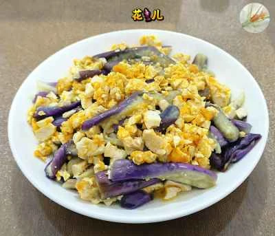 塩漬けアヒルの卵とナスのサラダのレシピ