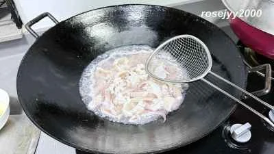 イカとスナップエンドウの炒め物の作り方：7