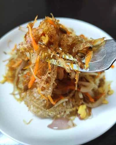 玉ねぎ、ニンジン、卵入りの里芋と春雨炒めの作り方：10