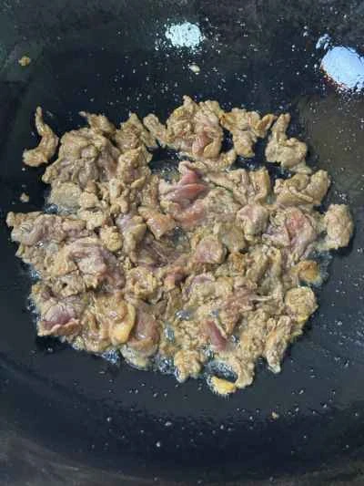 牛肉とアスパラガスの炒め物の作り方：6