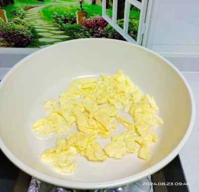 卵と豆腐の炒め物の作り方：5