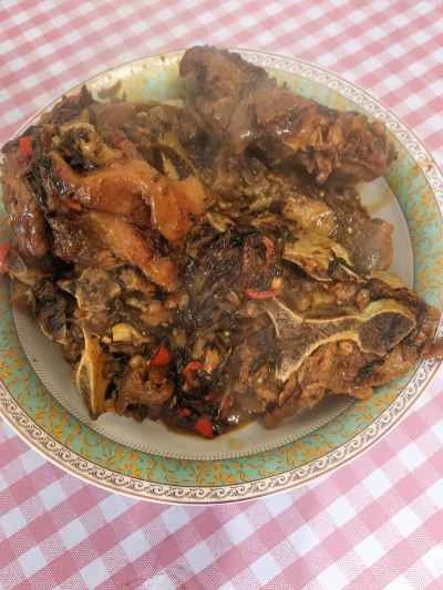 干し梅野菜入り牛テール煮込みのレシピ