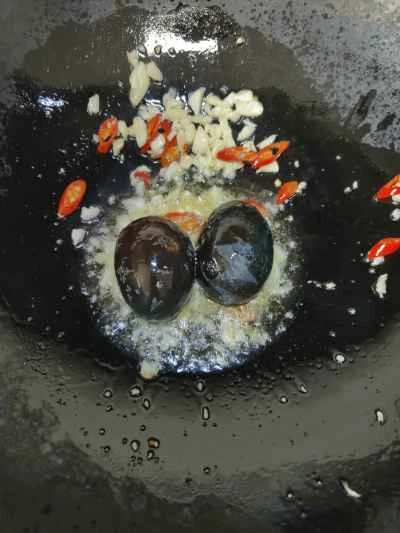 卵とピーマンの煮込みナスの作り方：9