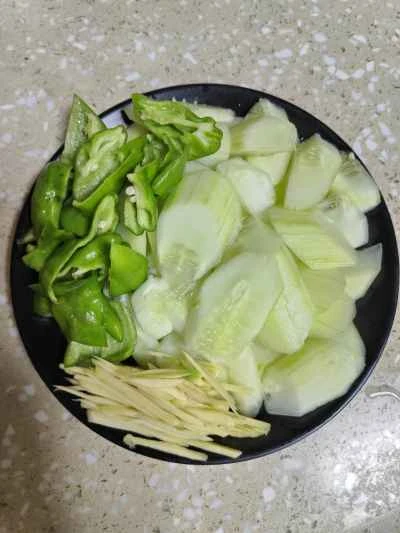 牛肉とキュウリの炒め物の作り方：8