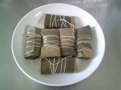 竹の葉で巻いた手羽先の作り方：10