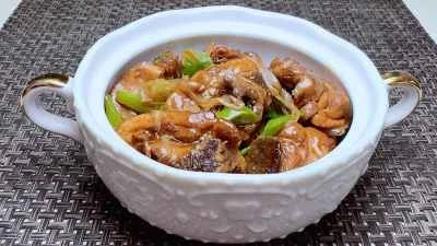 鶏もも肉のネギ煮込みのレシピ