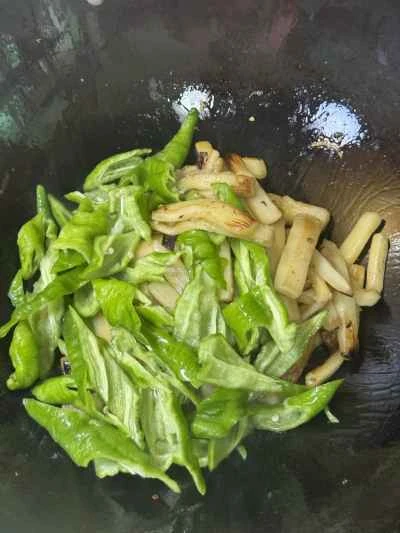 ナスと唐辛子の炒め物の作り方：5