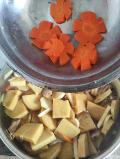 冬筍と豚肉の薄切り炒めの作り方：10