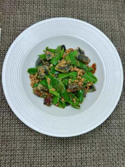 ひき肉、塩卵、ピーマンの炒め物の作り方：13