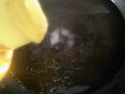 セロリと豚肉の煮込み炒めの作り方：6