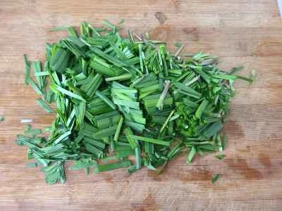 エビとニラの炒め物の作り方：2