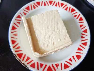 銀鯉の頭と豆腐の赤だし煮の作り方：3