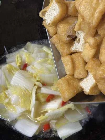 豆腐パフとベビーチンゲン菜の炒め物の作り方：7