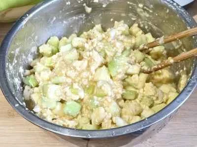 五味ベジタリアンナスケーキのレシピ手順：2