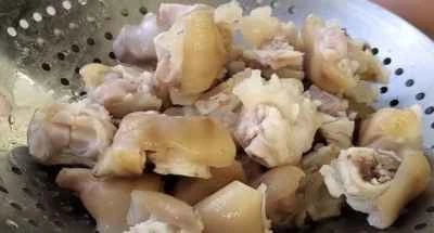 冬筍入り豚足煮込みの作り方：2