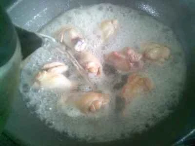 豆腐の結び目と煮込んだポークチョップの作り方：6