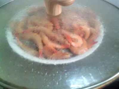 ピクルスにしたカラシナのソースで蒸した2つの珍味：7つのステップ