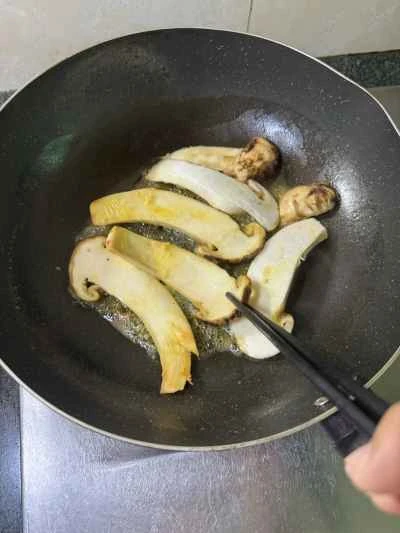 松茸のバター炒めの作り方:5
