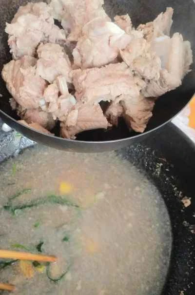 澄まし汁大根と豚バラ肉のスープの作り方：3