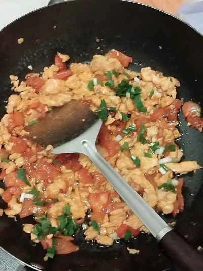 トマト入りスクランブルエッグの作り方：16