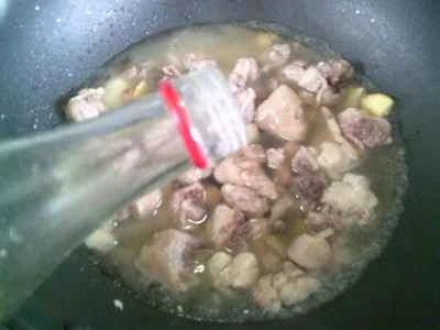 ロブスターのしっぽ入り鶏肉の煮込みの作り方：6